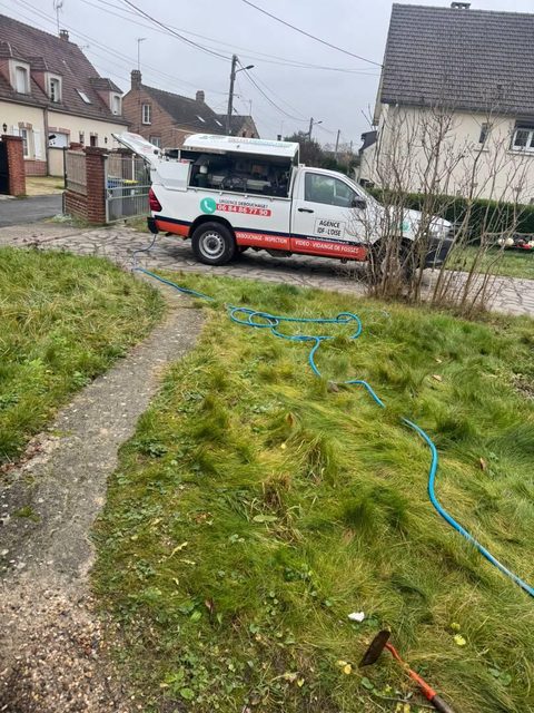 Intervention de débouchage au Mans avec véhicule hydrocureur
